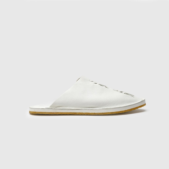 FREE PEOPLE Nova Pebbled-Leather Mules in White Size 36 - Picture 1 of 11
